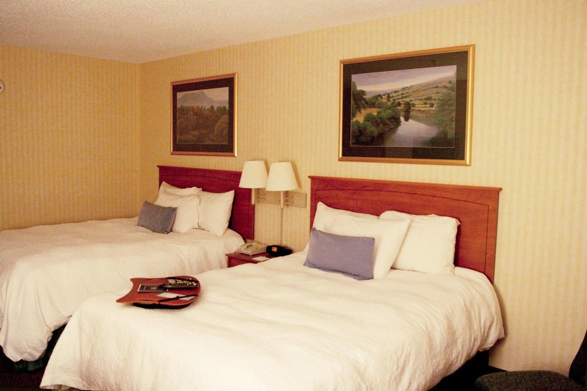 Hampton Inn Laporte La Porte Quarto foto